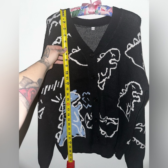 Cute Kawaii Cartoon Dinosaur Print Long Sleeve Loose Knitted Cardigan w Buttons - Picture 9 of 11